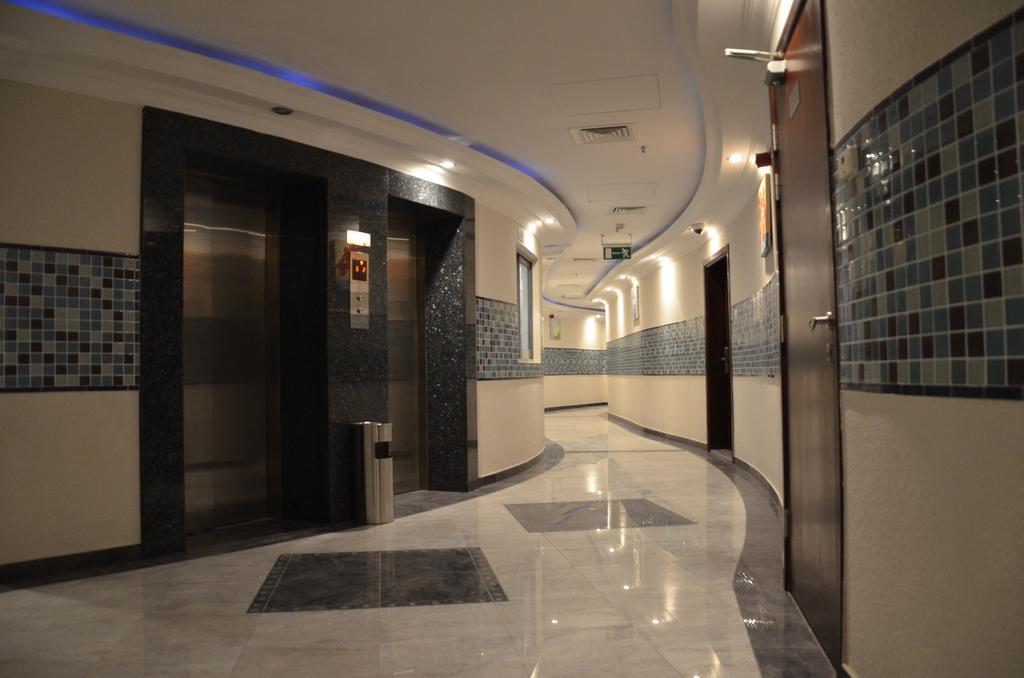 อัลวาลีดพาเลสโฮเต็ลอพาร์ตเมนท์อัลบาร์สา Aparthotel ดูไบ ภายนอก รูปภาพ